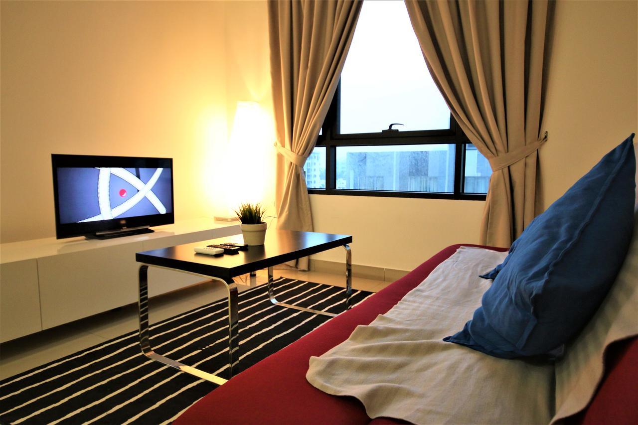 Solstice Service Apartment Cyberjaya Wifi Netflix Klia Екстер'єр фото