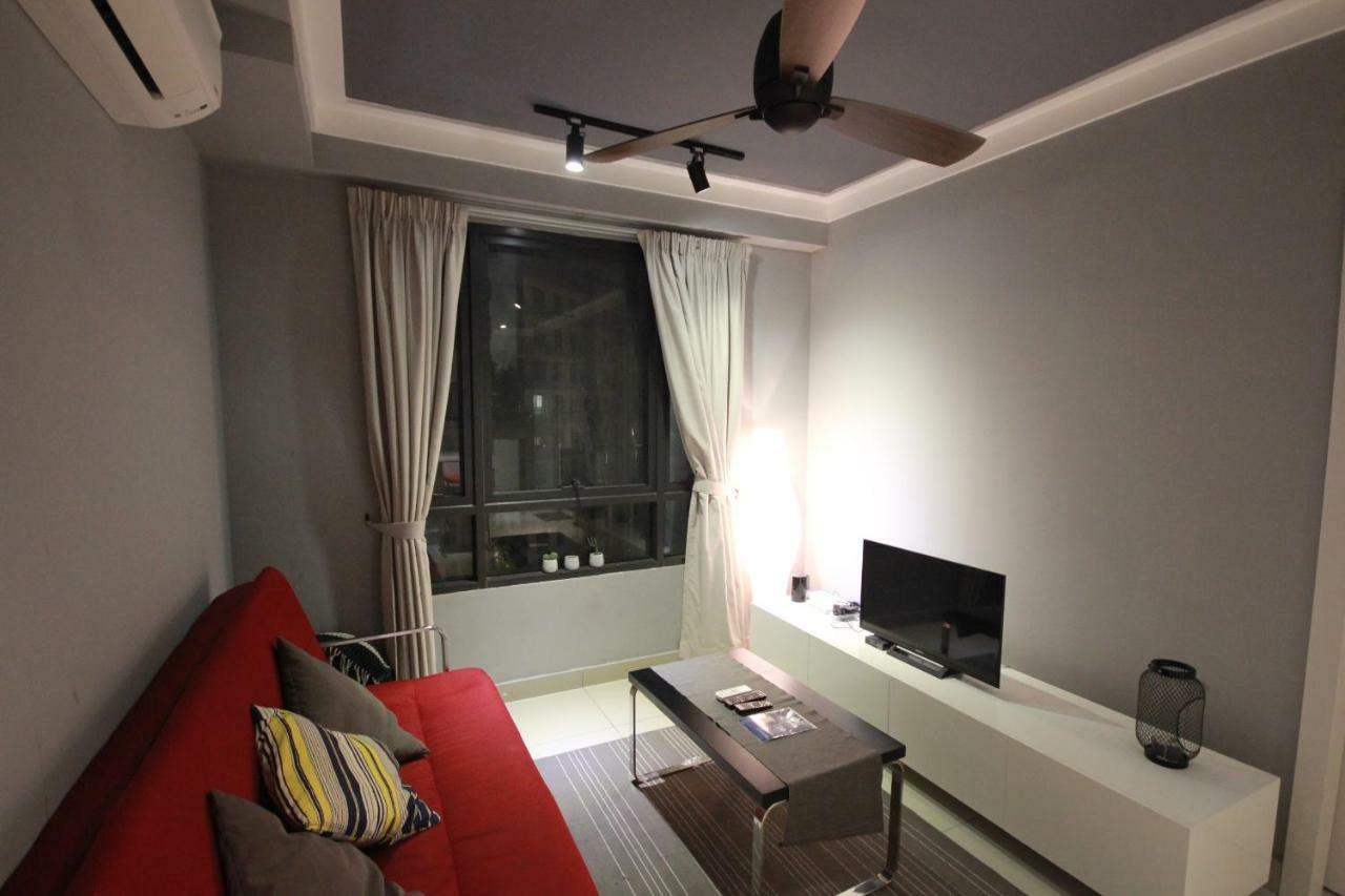 Solstice Service Apartment Cyberjaya Wifi Netflix Klia Екстер'єр фото